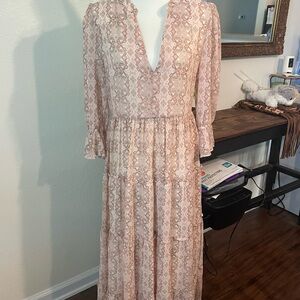 Elan Blush Patterned Long Sleeve Maxi Dress